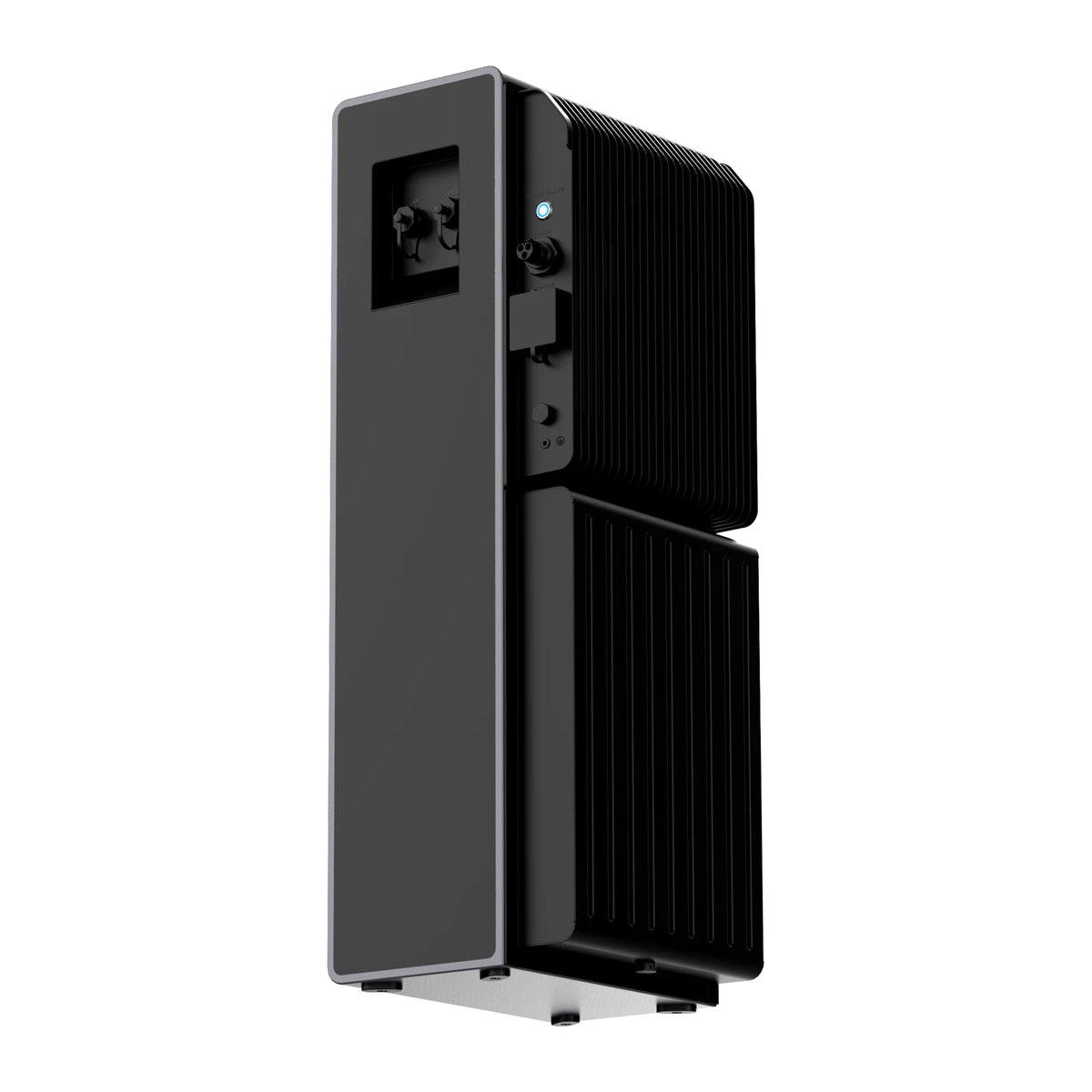 Rückseite des Conow Atlas 6000 AC mit passivem Kühlkörper