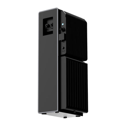 Rückseite des Conow Atlas 6000 AC mit passivem Kühlkörper