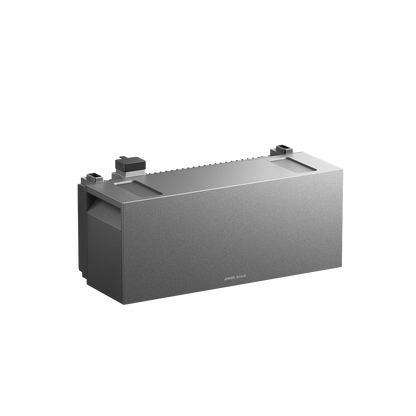 Anker SOLIX BP7000 Erweiterungsakku schräg von der Seite mit Griffmulde am Gehäuseende.